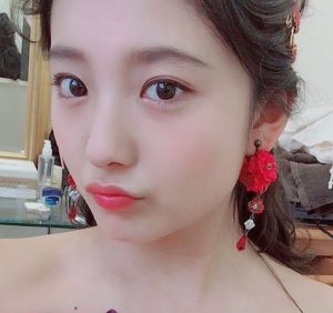 Towhite トワイト のcmに出ている不思議なダンスを踊る女の子は誰 エンタメニュース